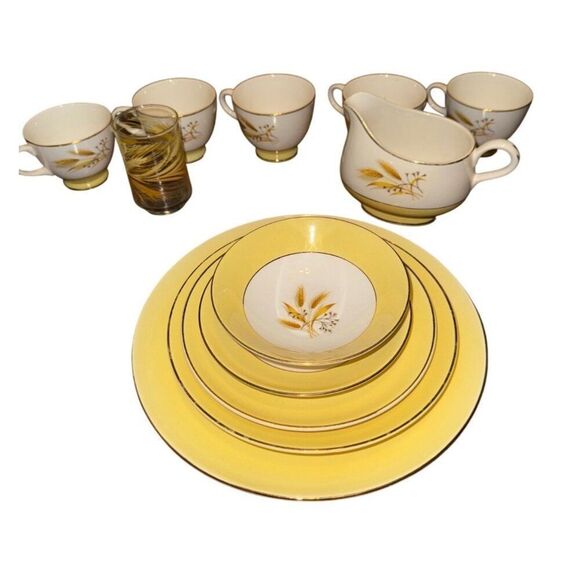 Set of 6 Century Service Autumn Gold Saucers - Picture 4 of 6